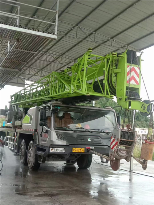 木里租赁需要签订合同吗？定金比例一般是多少？